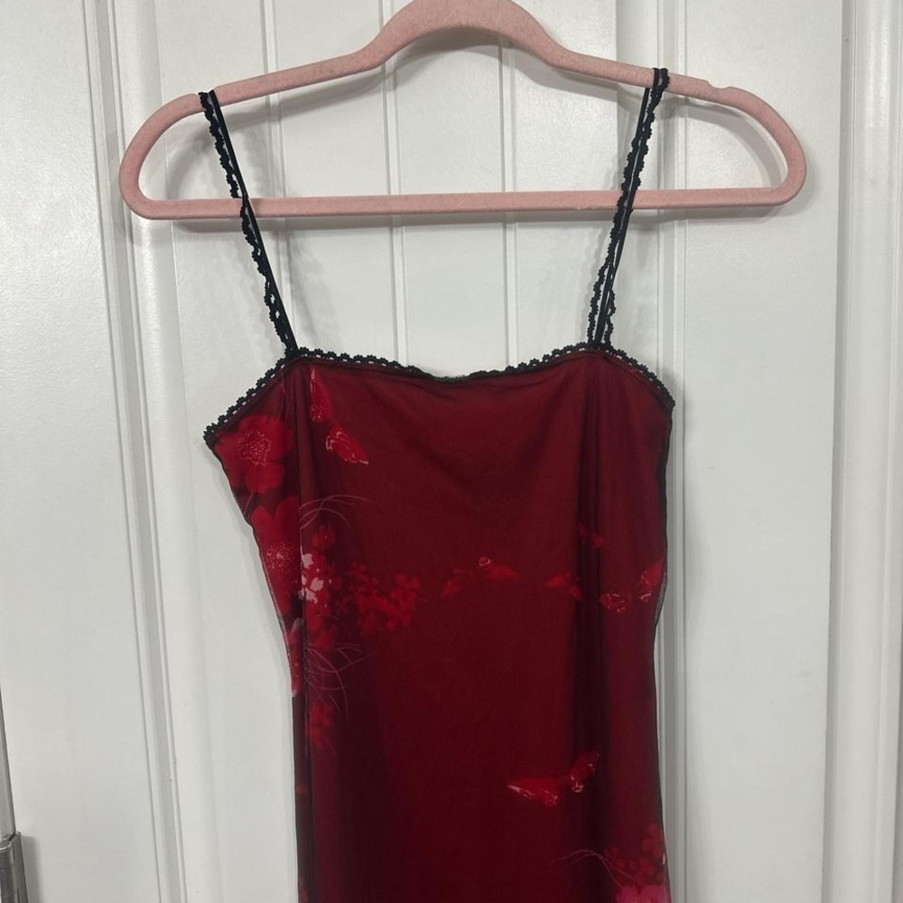 Red floral slip dress with black mesh overlay lace trim and spaghetti straps. S